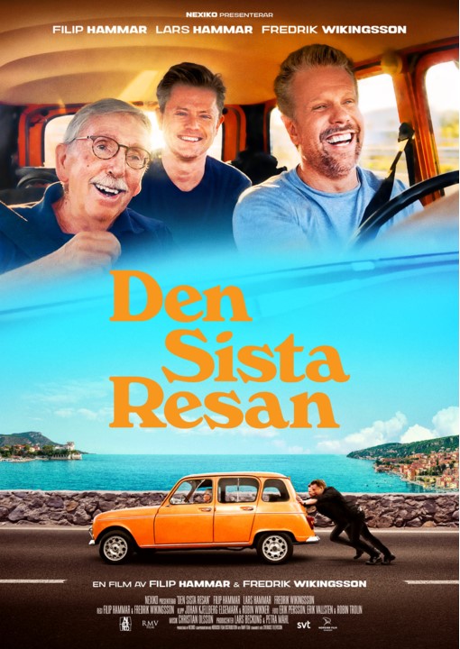 Affisch för biofilmen Den sista resan. De tre huvudpersonerna sitter leende i sin bil.